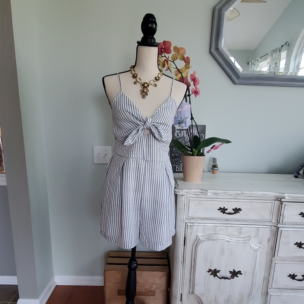 Romper w/Tie Front & Cut Out Detail - Picture 3 of 6